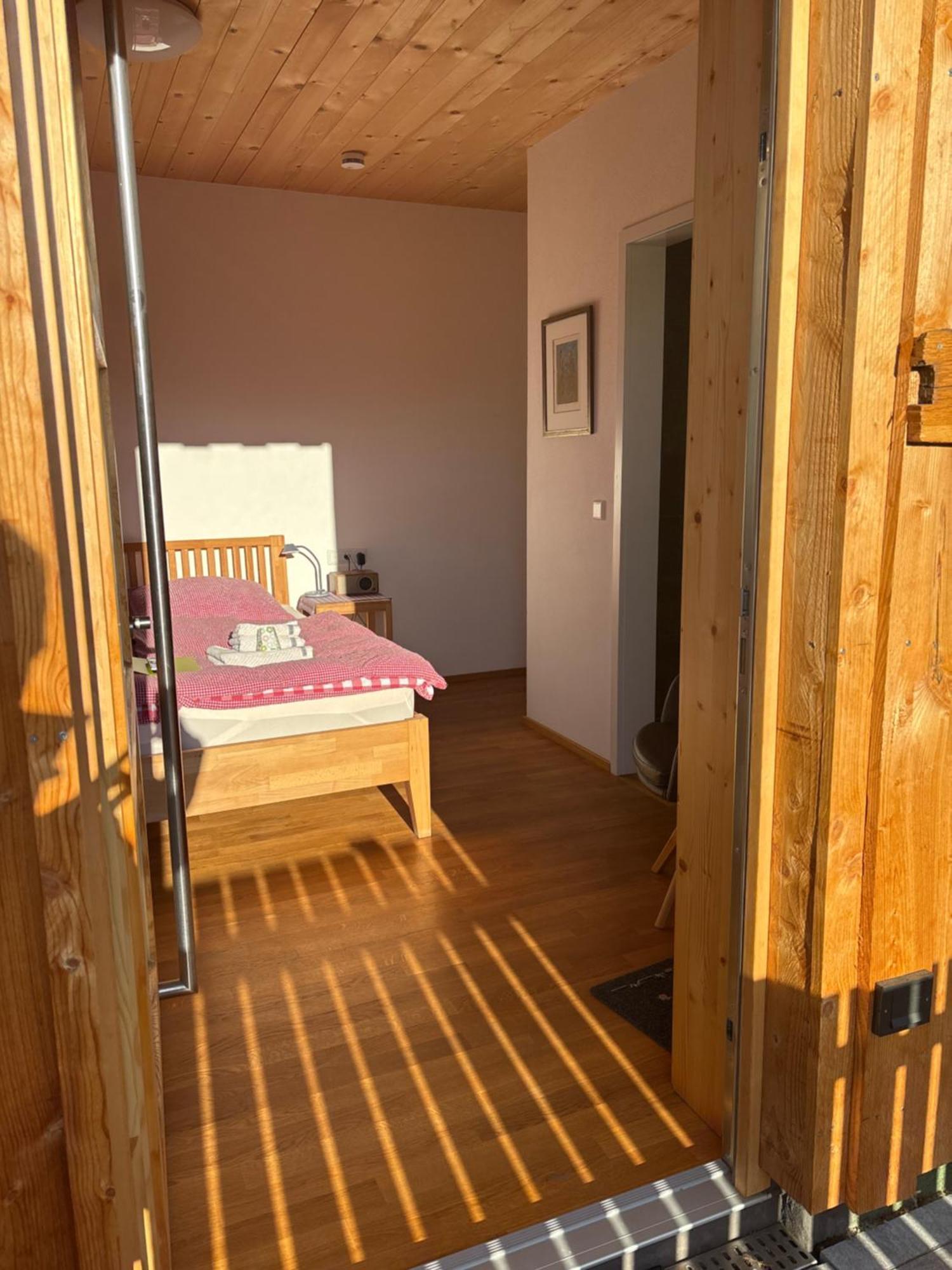 Uebernachtung Beim Bio-Metzger "Zimmer Rosl" Mössingen Exteriér fotografie